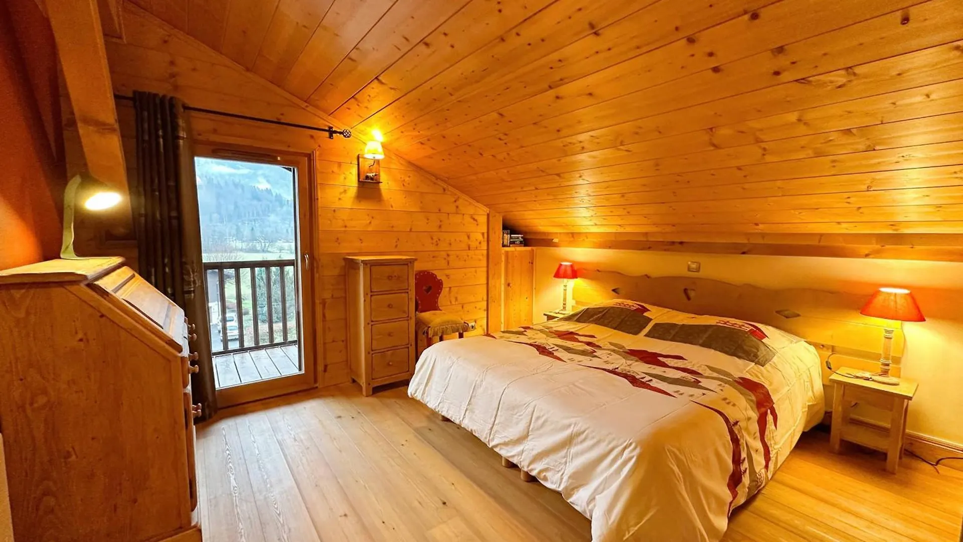 Duplex Spacieux Avec Terrasse, Piscine Couverte Et Cheminee A Samoens - Fr-1-624-9 Apartment