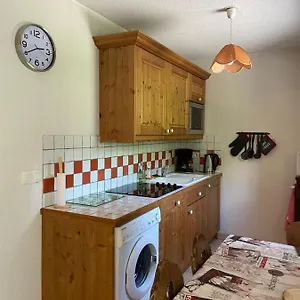 Les Frahans Apartment